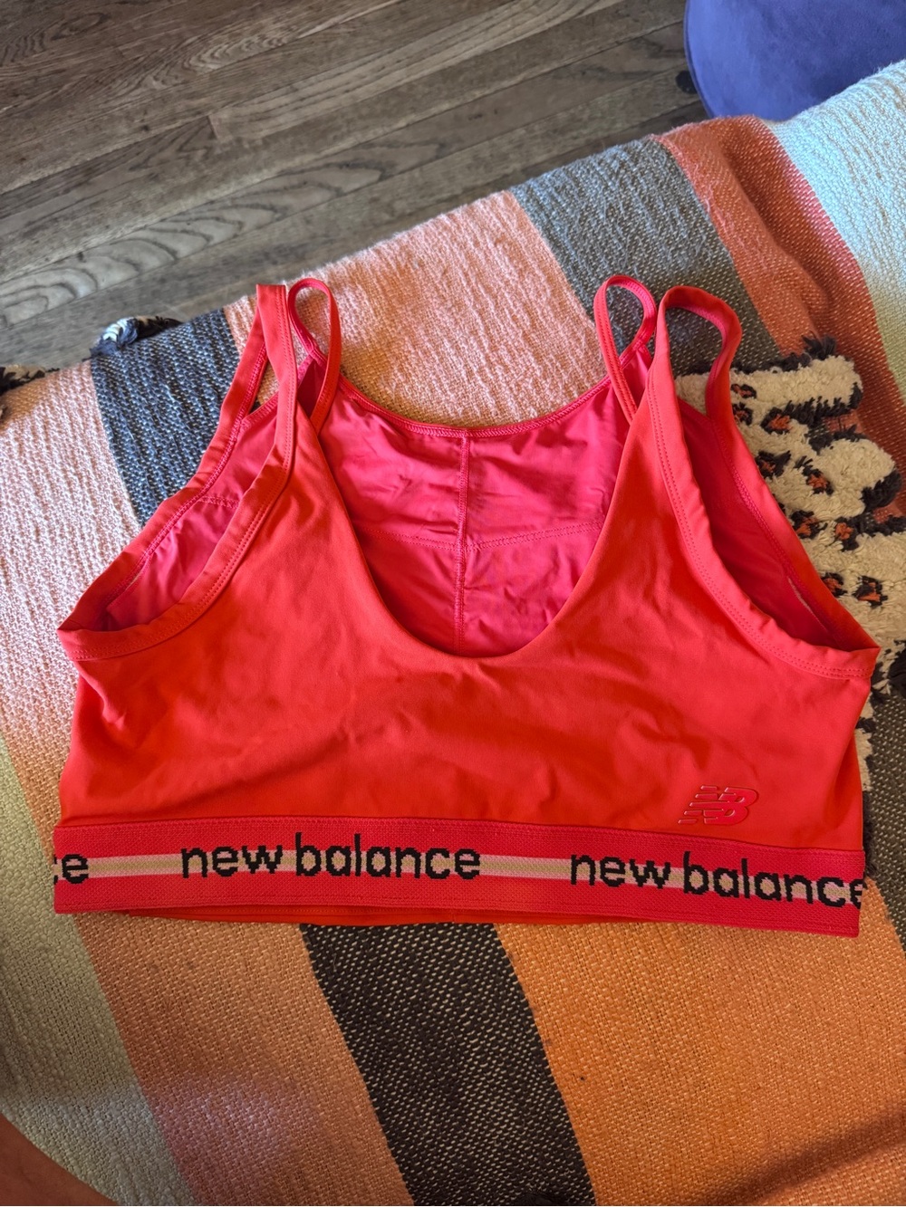 New Balance Medium Impact Sport Bra features a supportive underband. NWOT